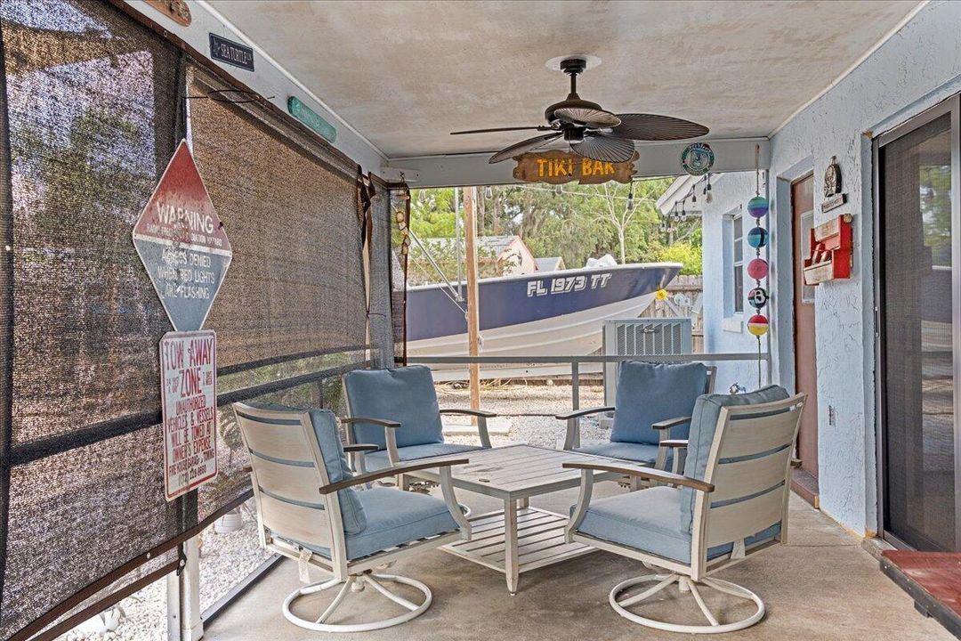 For Sale: $339,900 (3 beds, 2 baths, 1652 Square Feet)