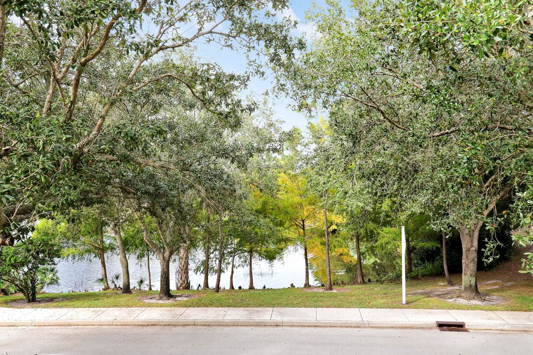 For Sale: $747,500 (3 beds, 3 baths, 1830 Square Feet)