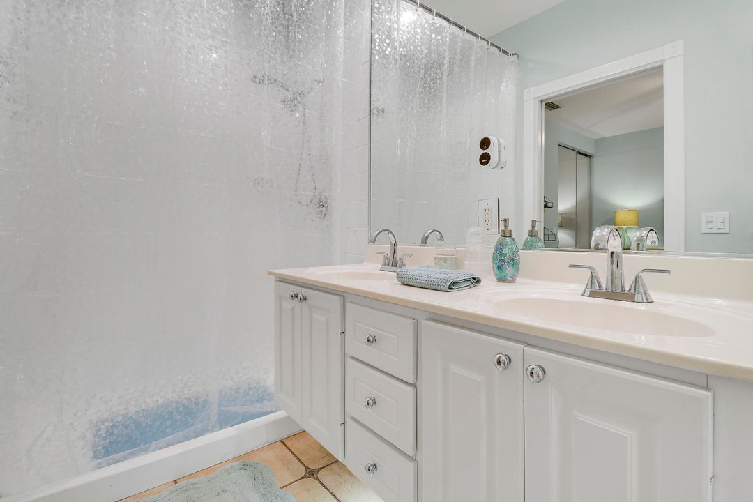 For Sale: $747,500 (3 beds, 3 baths, 1830 Square Feet)