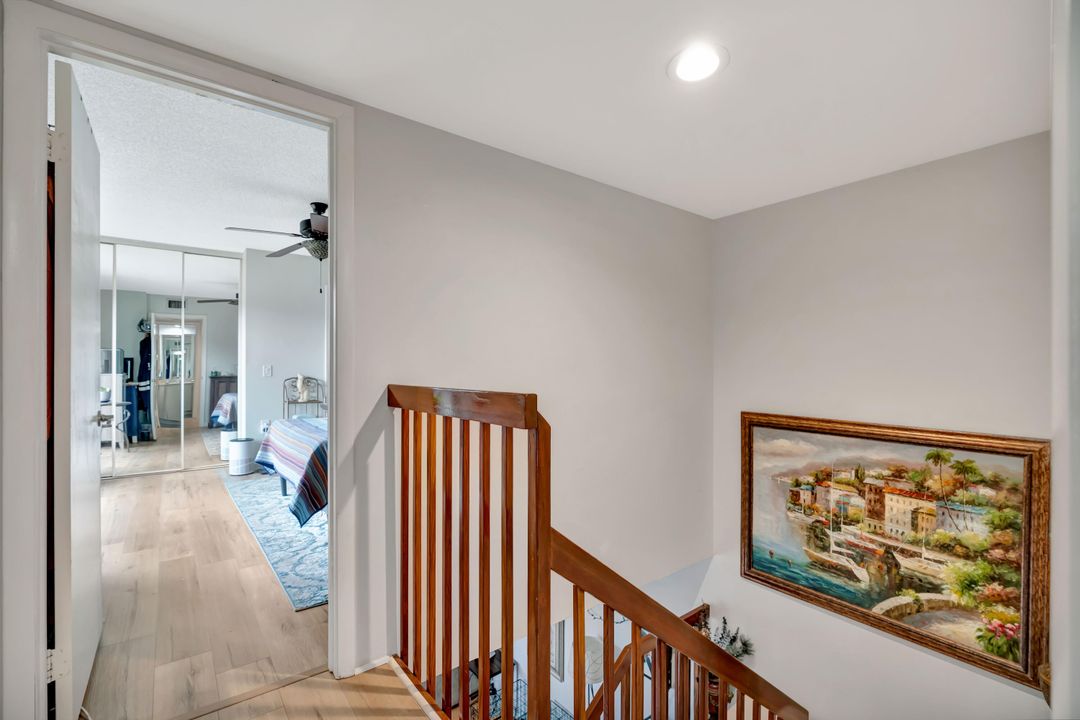 For Sale: $319,900 (2 beds, 2 baths, 1236 Square Feet)