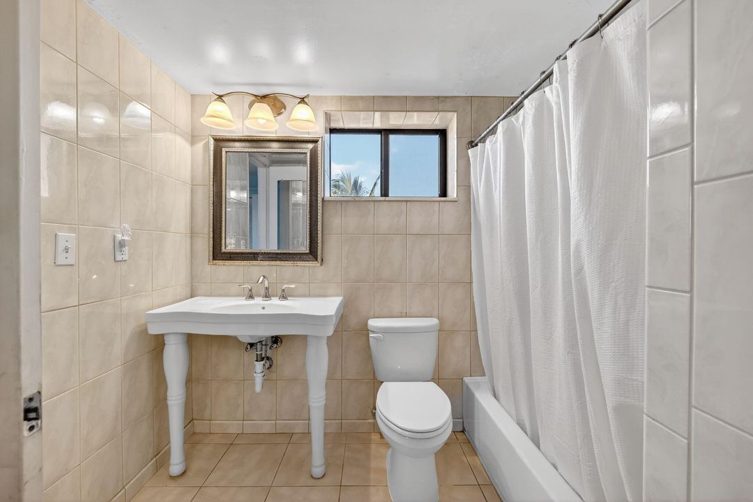 待售: $349,000 (2 贝兹, 2 浴室, 1347 平方英尺)