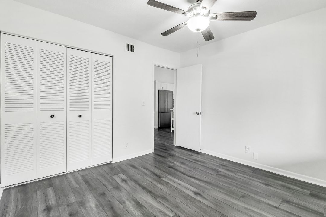 На продажу: $303,000 (2 спален, 2 ванн, 860 Квадратных фут)