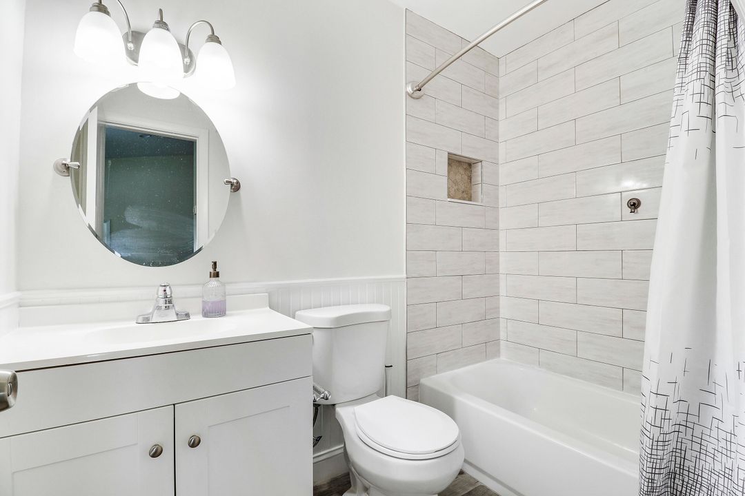 На продажу: $303,000 (2 спален, 2 ванн, 860 Квадратных фут)