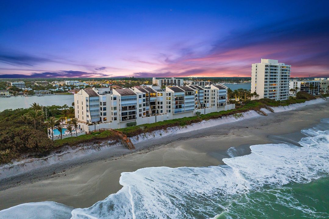 For Sale: $2,350,000 (2 beds, 2 baths, 2358 Square Feet)