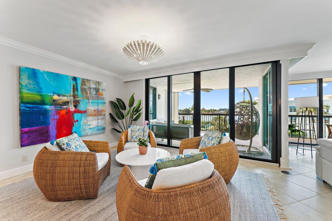 For Sale: $2,350,000 (2 beds, 2 baths, 2358 Square Feet)