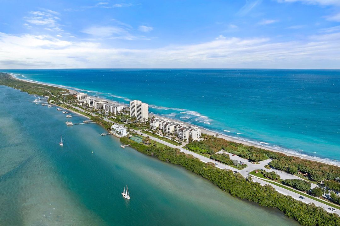 For Sale: $2,350,000 (2 beds, 2 baths, 2358 Square Feet)