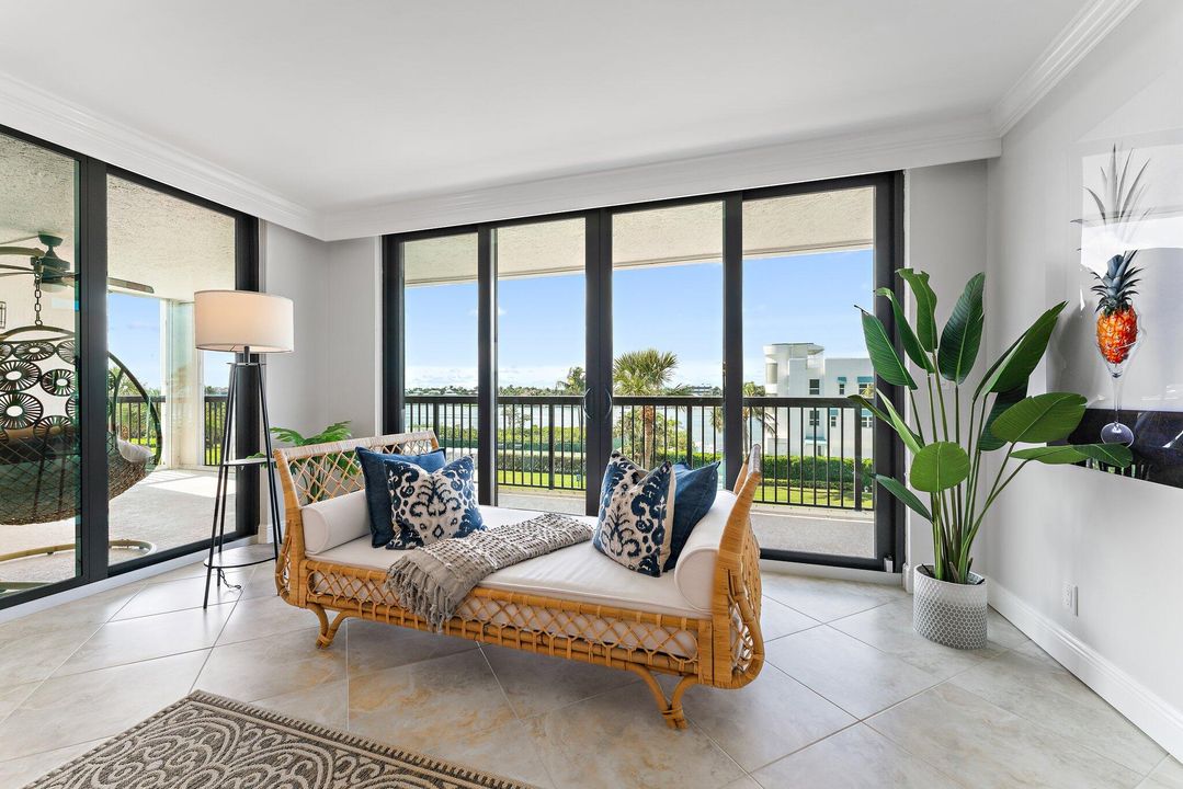 For Sale: $2,350,000 (2 beds, 2 baths, 2358 Square Feet)