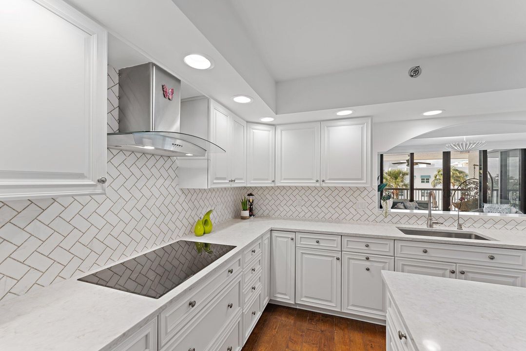 For Sale: $2,350,000 (2 beds, 2 baths, 2358 Square Feet)