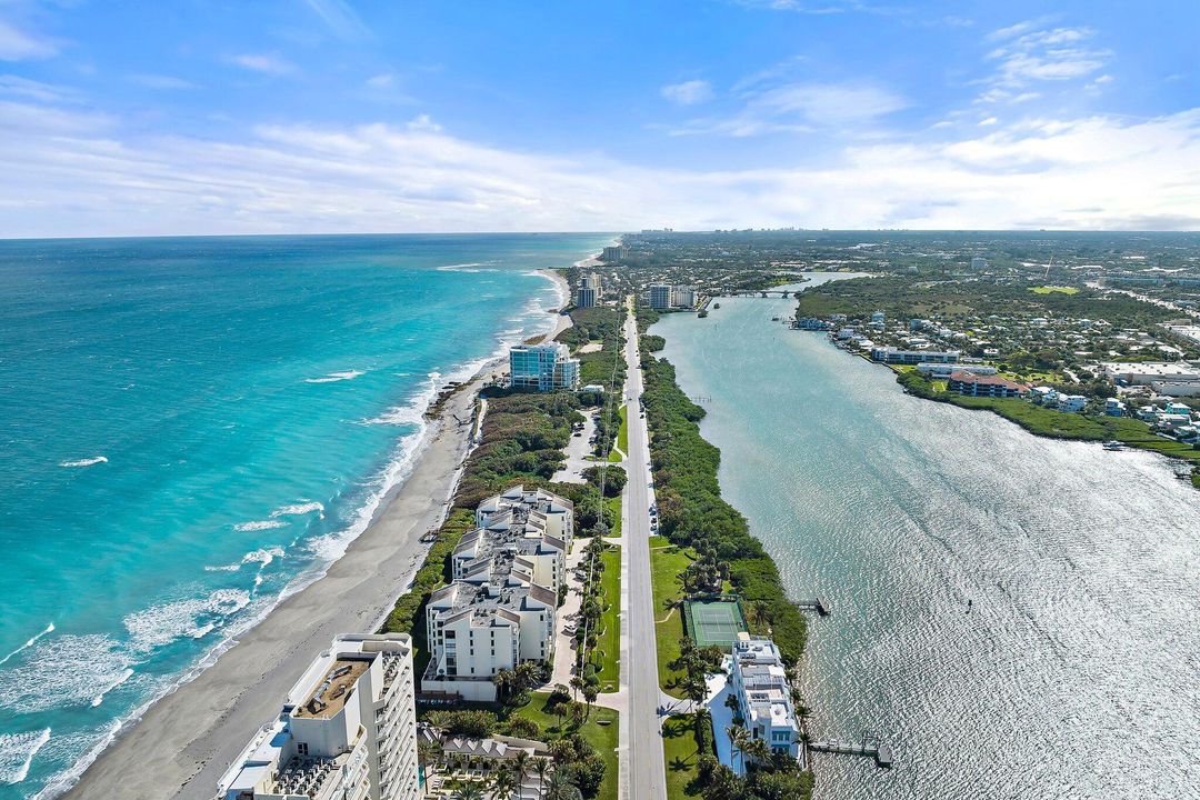 For Sale: $2,350,000 (2 beds, 2 baths, 2358 Square Feet)