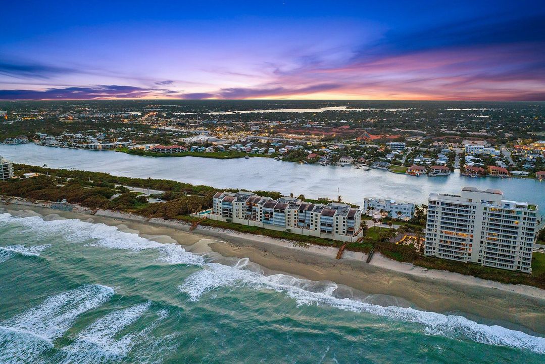 For Sale: $2,350,000 (2 beds, 2 baths, 2358 Square Feet)