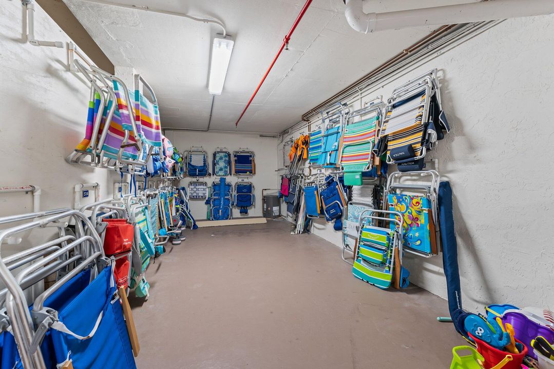 For Sale: $2,350,000 (2 beds, 2 baths, 2358 Square Feet)