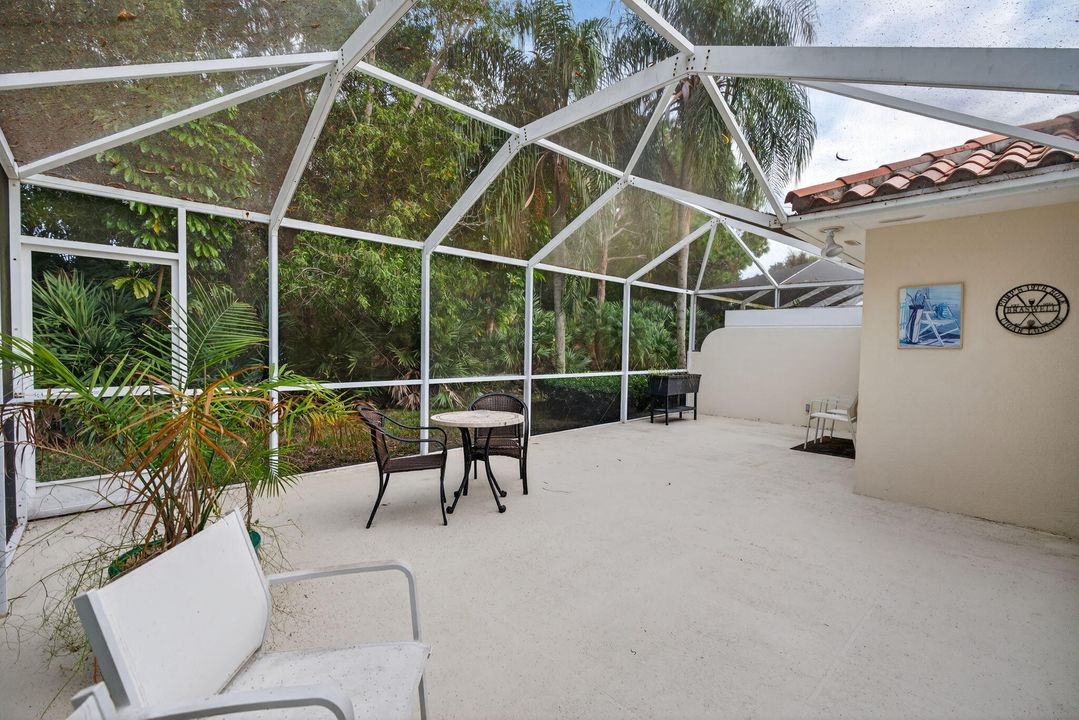 For Sale: $470,000 (2 beds, 2 baths, 1610 Square Feet)