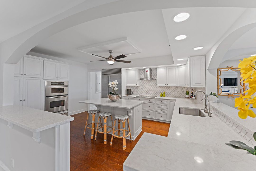 For Sale: $2,350,000 (2 beds, 2 baths, 2358 Square Feet)