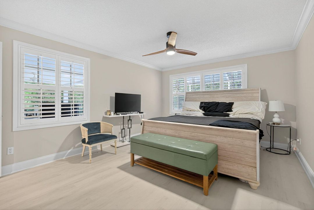 For Sale: $470,000 (2 beds, 2 baths, 1610 Square Feet)