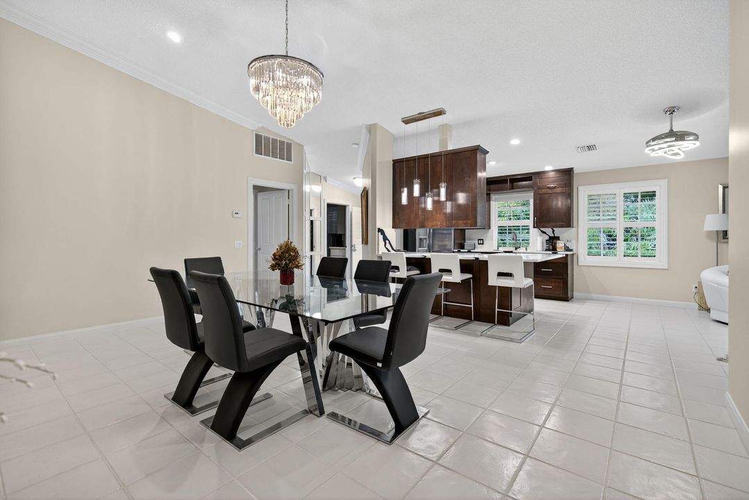 For Sale: $470,000 (2 beds, 2 baths, 1610 Square Feet)