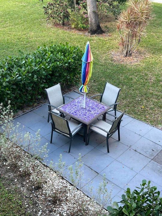 For Sale: $104,900 (1 beds, 1 baths, 646 Square Feet)