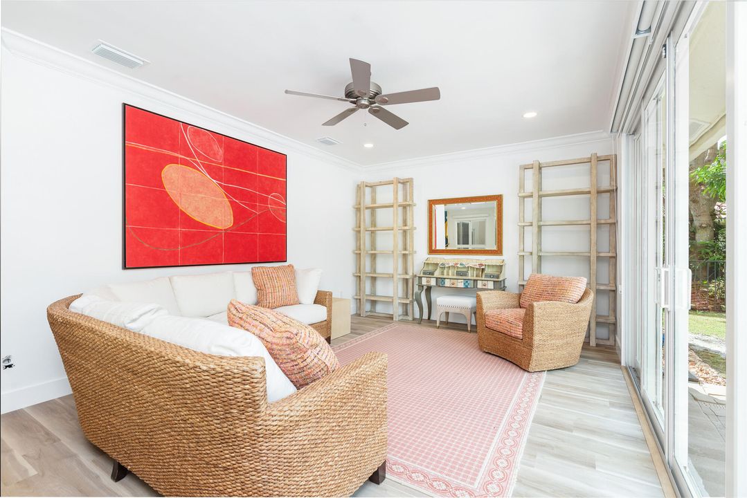 待售: $2,500,000 (4 贝兹, 3 浴室, 2733 平方英尺)