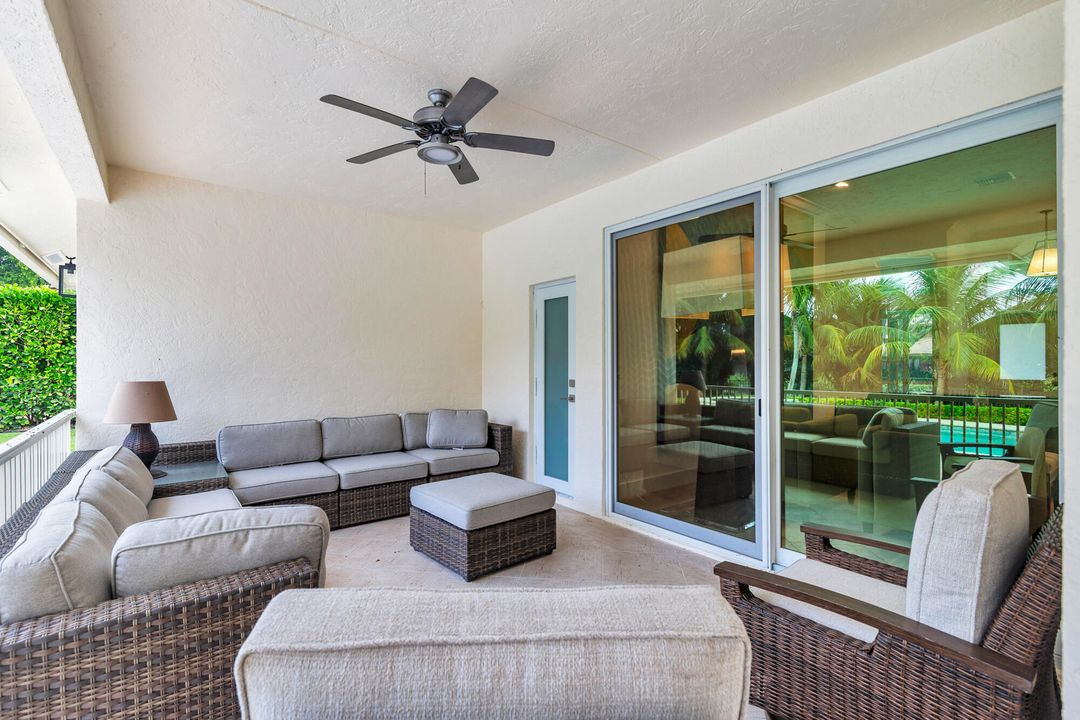 待售: $2,500,000 (4 贝兹, 3 浴室, 2733 平方英尺)