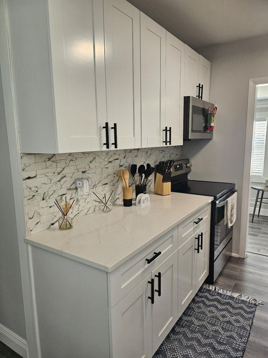 For Sale: $343,000 (3 beds, 1 baths, 960 Square Feet)