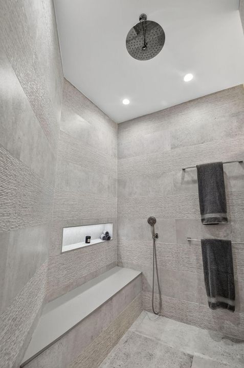 For Sale: $525,000 (3 beds, 3 baths, 2116 Square Feet)