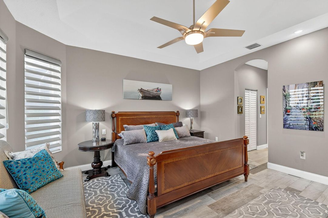 For Sale: $525,000 (3 beds, 3 baths, 2116 Square Feet)