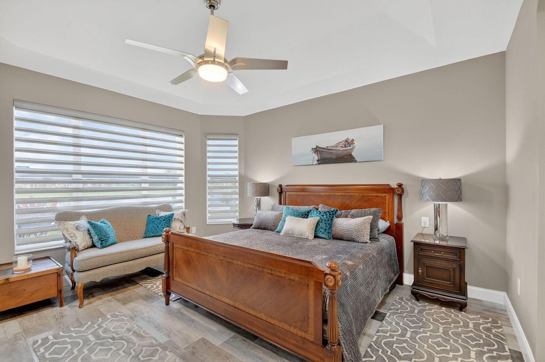 For Sale: $525,000 (3 beds, 3 baths, 2116 Square Feet)