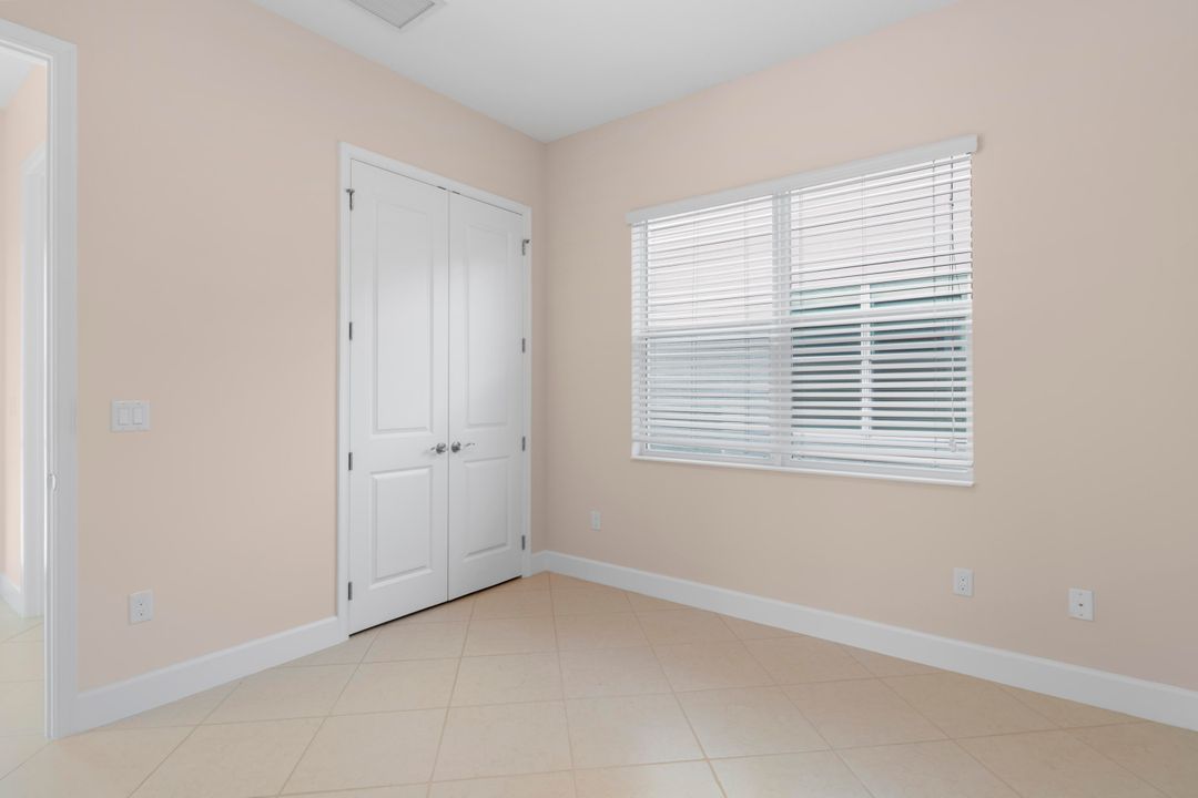 待售: $679,000 (4 贝兹, 3 浴室, 2165 平方英尺)