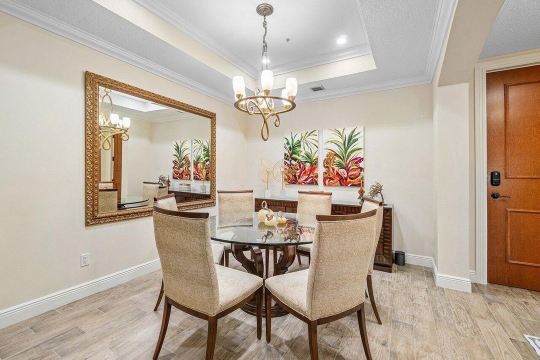 待售: $1,295,000 (3 贝兹, 2 浴室, 2038 平方英尺)