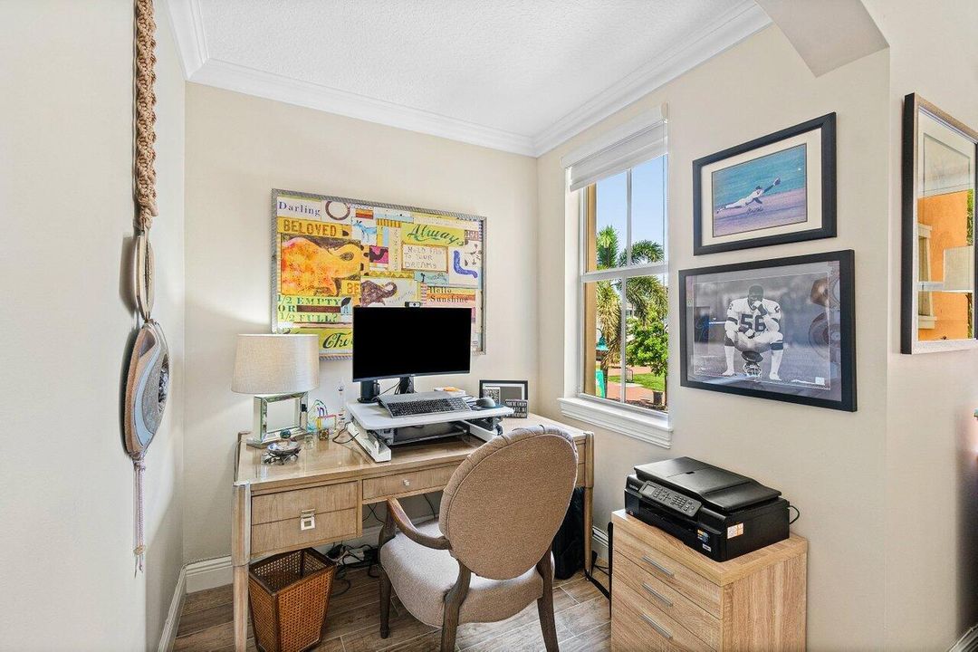 待售: $1,295,000 (3 贝兹, 2 浴室, 2038 平方英尺)