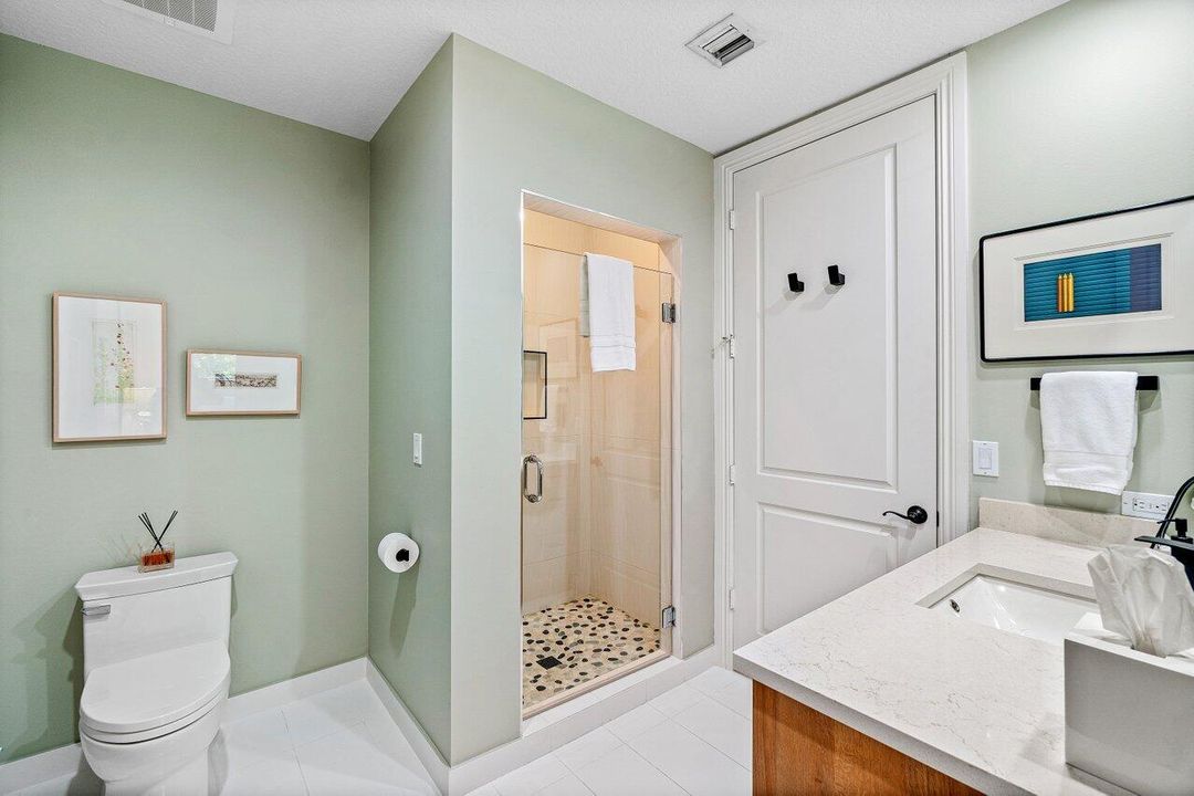 待售: $1,295,000 (3 贝兹, 2 浴室, 2038 平方英尺)