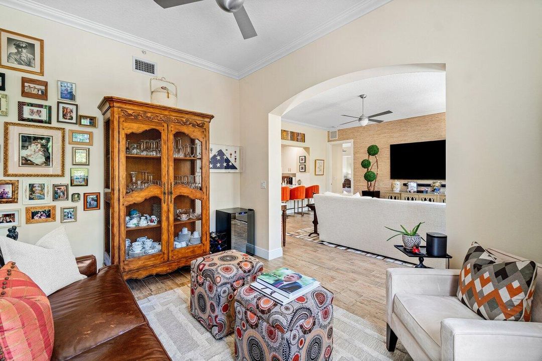 待售: $1,295,000 (3 贝兹, 2 浴室, 2038 平方英尺)