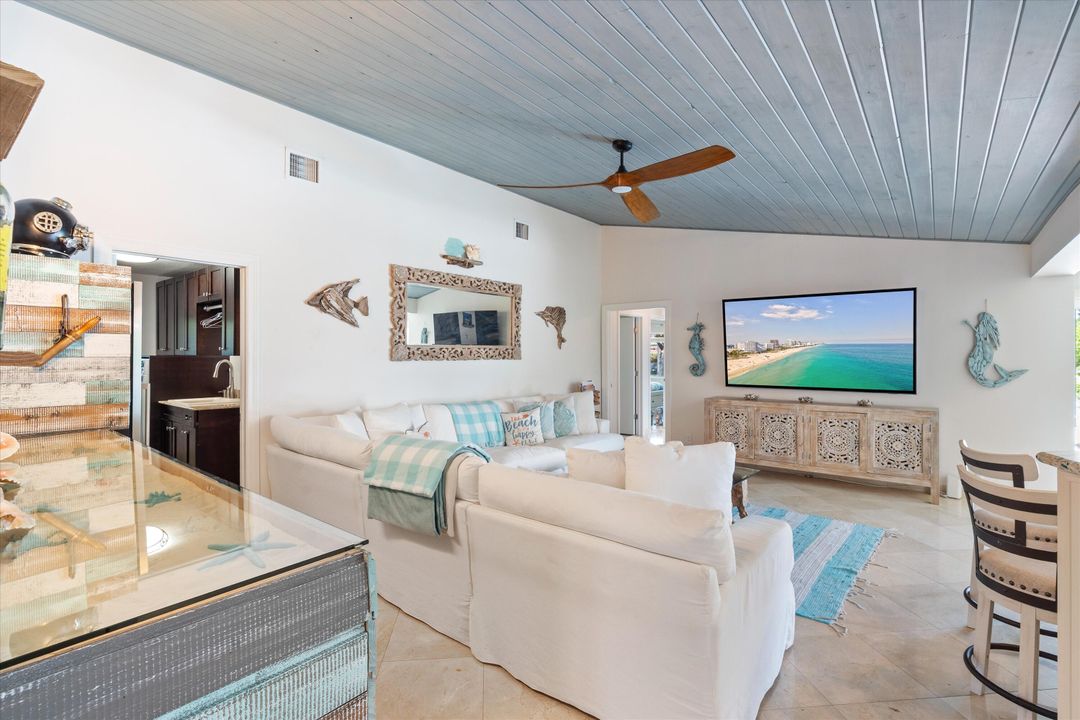 For Rent: $29,500 (4 beds, 2 baths, 2724 Square Feet)