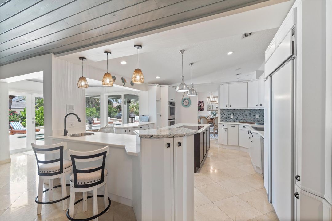 For Rent: $29,500 (4 beds, 2 baths, 2724 Square Feet)