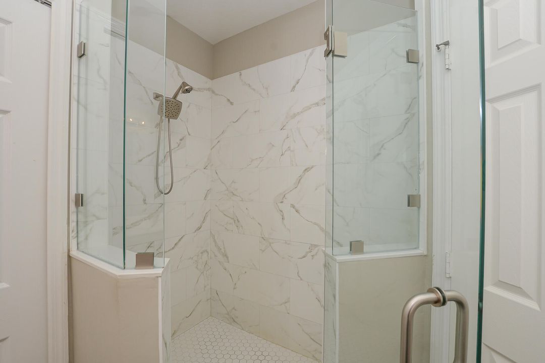 For Sale: $525,000 (4 beds, 3 baths, 2727 Square Feet)