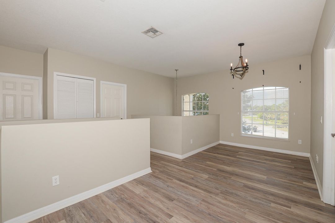 For Sale: $525,000 (4 beds, 3 baths, 2727 Square Feet)