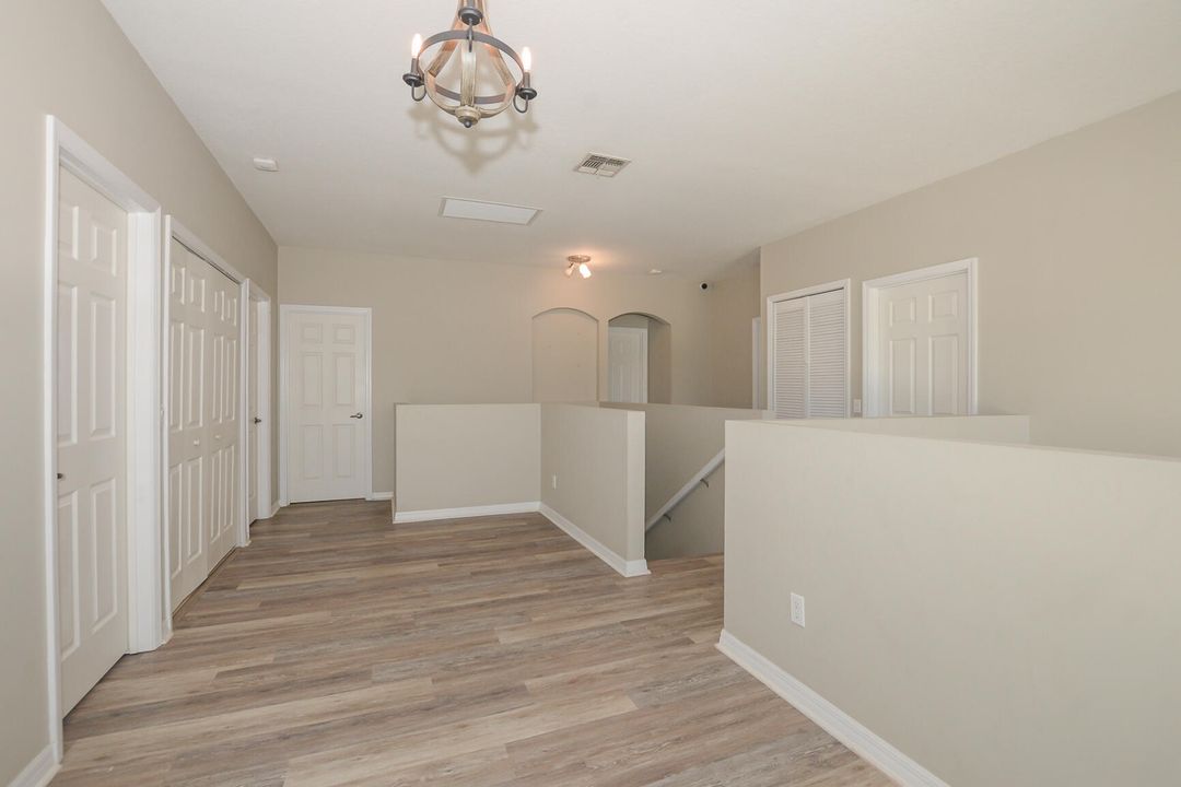 For Sale: $525,000 (4 beds, 3 baths, 2727 Square Feet)