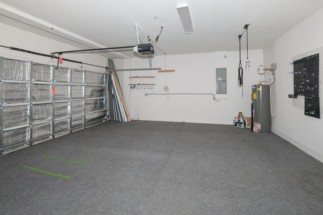 For Sale: $525,000 (4 beds, 3 baths, 2727 Square Feet)