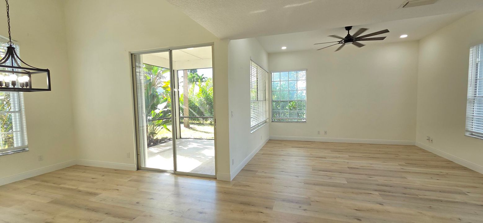 For Rent: $3,600 (3 beds, 2 baths, 1566 Square Feet)