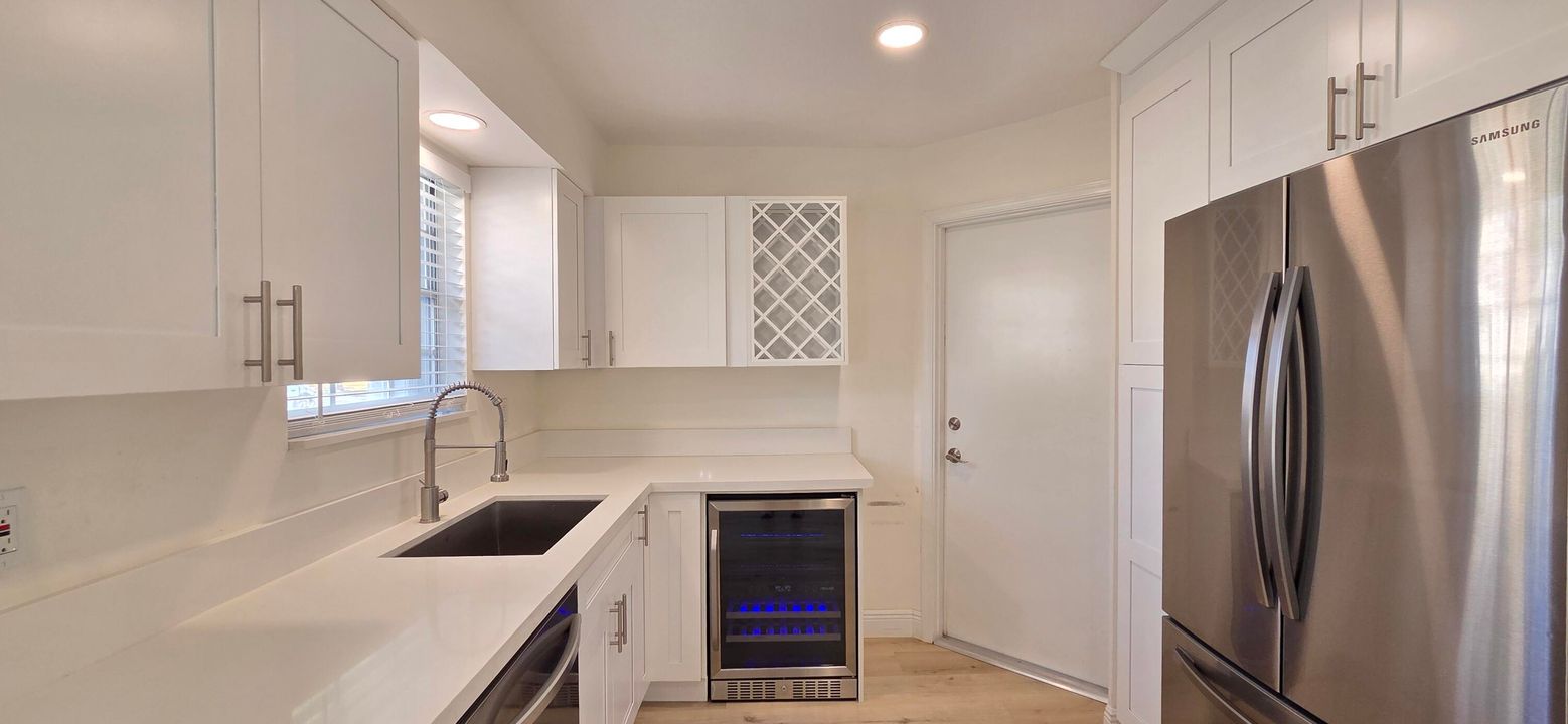 For Rent: $3,600 (3 beds, 2 baths, 1566 Square Feet)