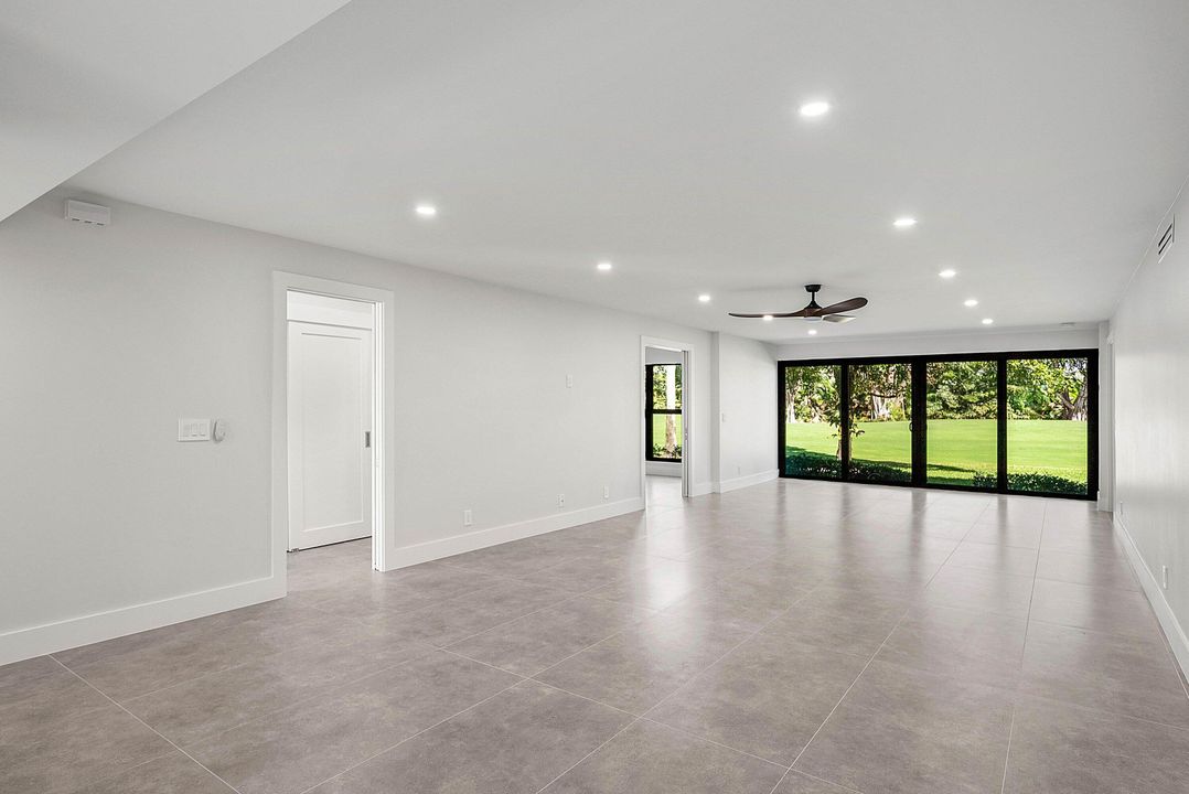 For Sale: $760,000 (3 beds, 2 baths, 1958 Square Feet)