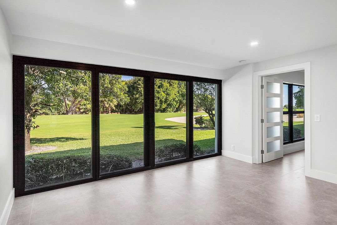 For Sale: $760,000 (3 beds, 2 baths, 1958 Square Feet)