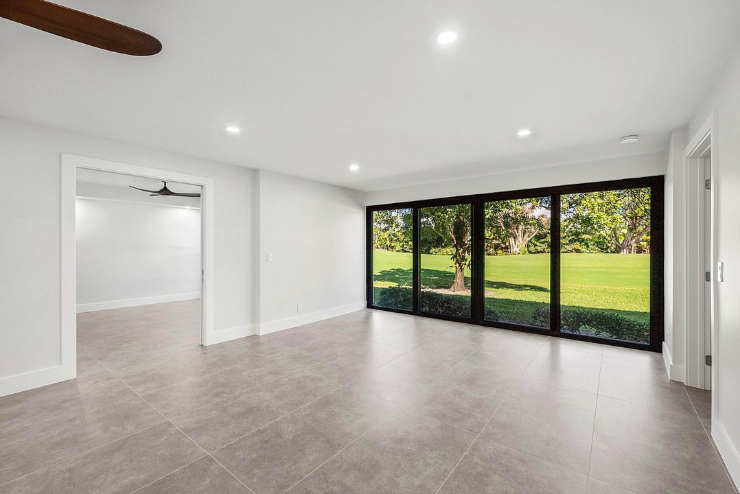 For Sale: $760,000 (3 beds, 2 baths, 1958 Square Feet)