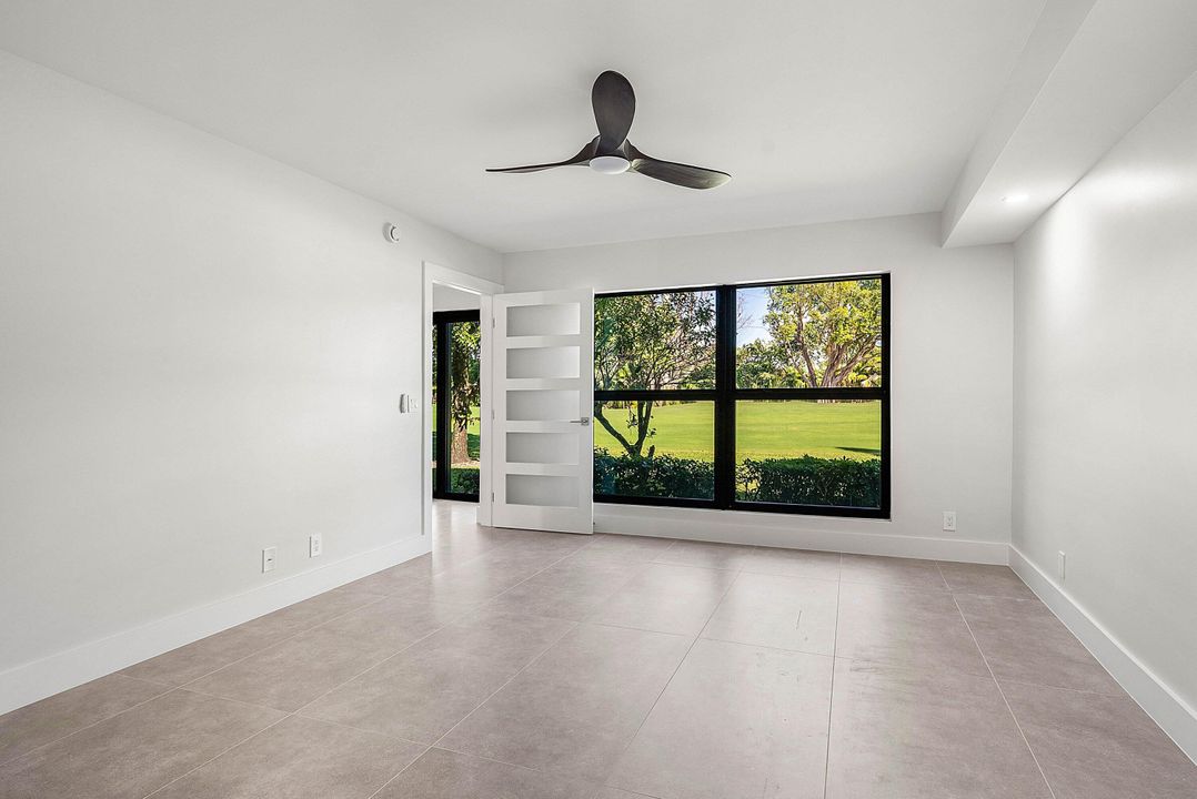 For Sale: $760,000 (3 beds, 2 baths, 1958 Square Feet)