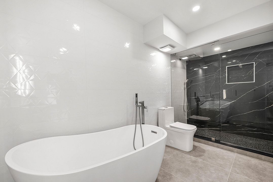 For Sale: $760,000 (3 beds, 2 baths, 1958 Square Feet)