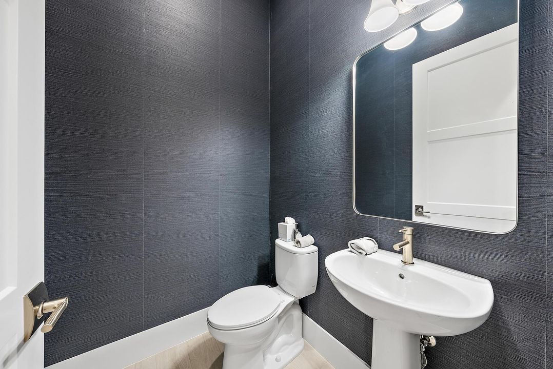 待售: $3,550,000 (5 贝兹, 5 浴室, 4359 平方英尺)