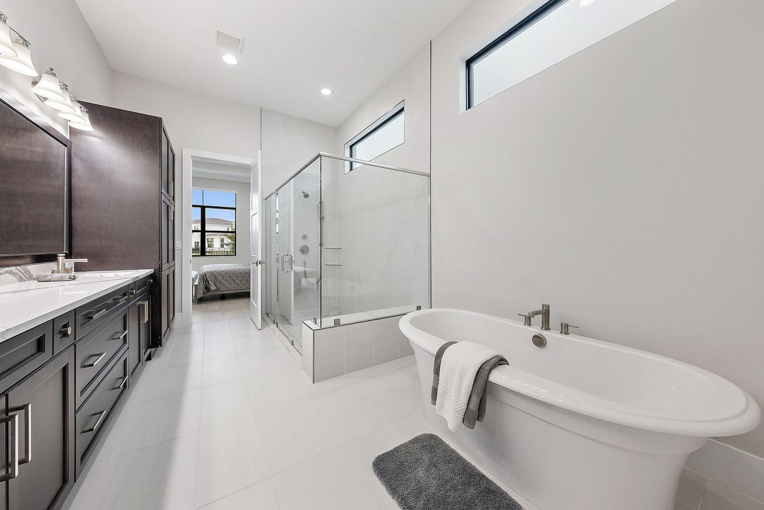 待售: $3,550,000 (5 贝兹, 5 浴室, 4359 平方英尺)