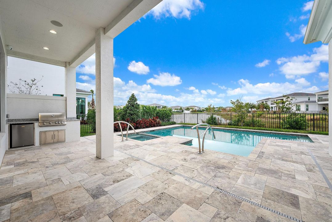 待售: $3,550,000 (5 贝兹, 5 浴室, 4359 平方英尺)