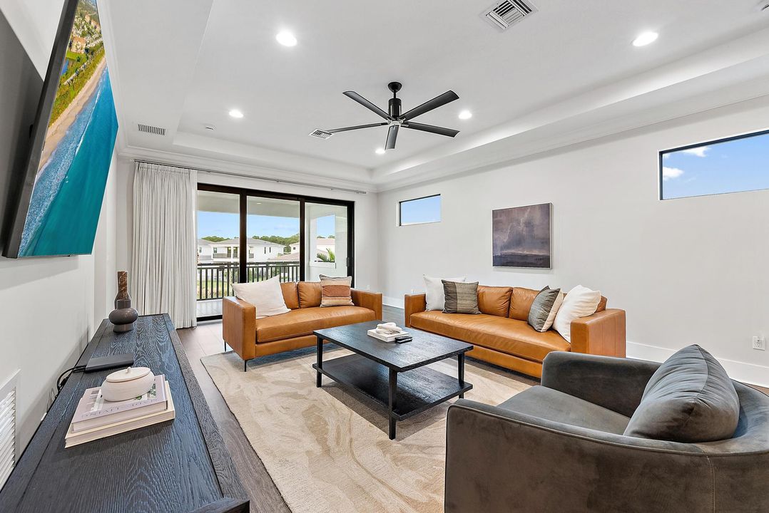 待售: $3,550,000 (5 贝兹, 5 浴室, 4359 平方英尺)