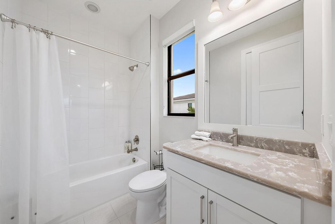 待售: $3,550,000 (5 贝兹, 5 浴室, 4359 平方英尺)