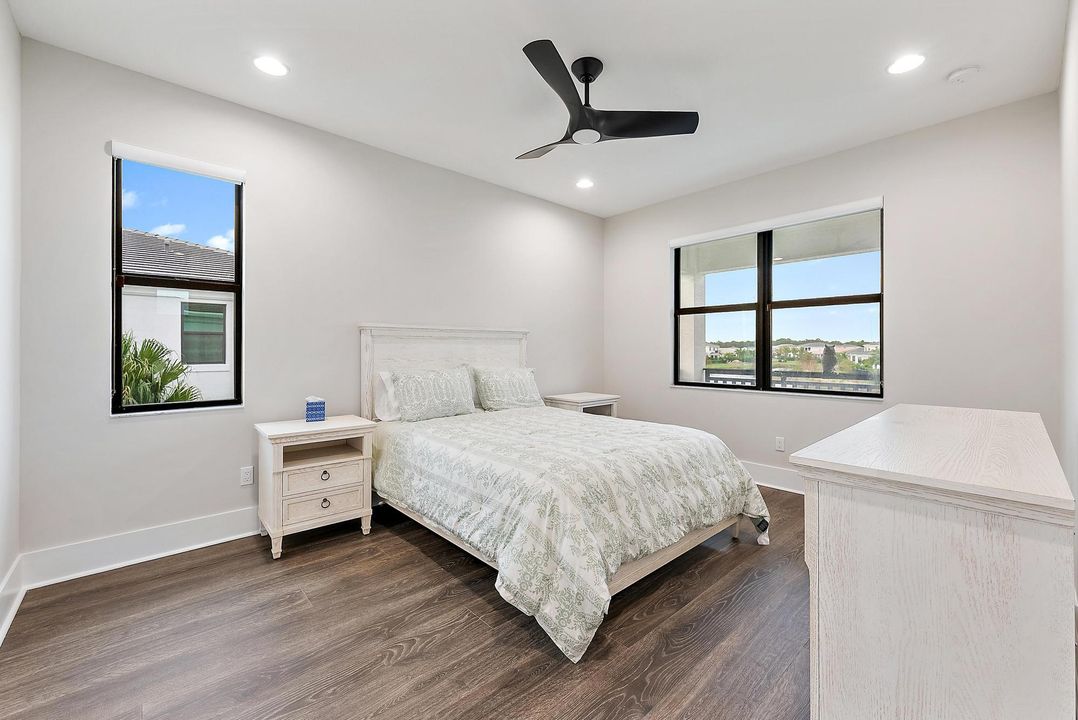 待售: $3,550,000 (5 贝兹, 5 浴室, 4359 平方英尺)